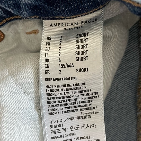 American Eagle Distressed Women's Jeans Size 2 Short - Picture 10 of 15